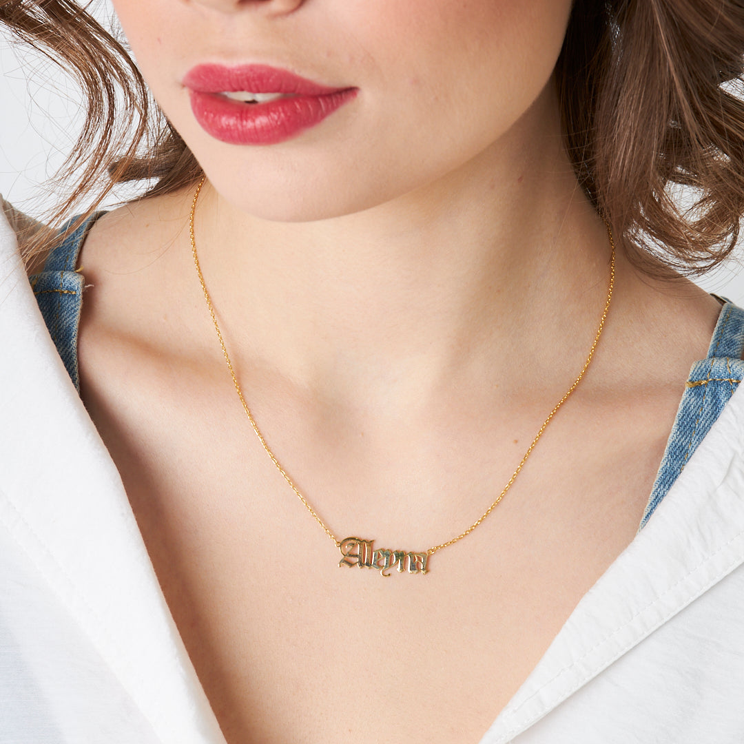 Gothic Name Horizontal Necklace - 925 Silver