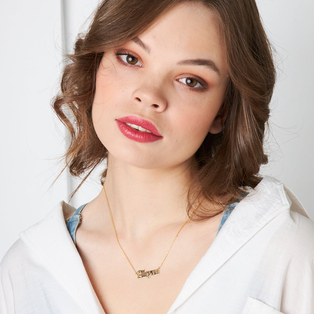 Gothic Name Horizontal Necklace - 925 Silver