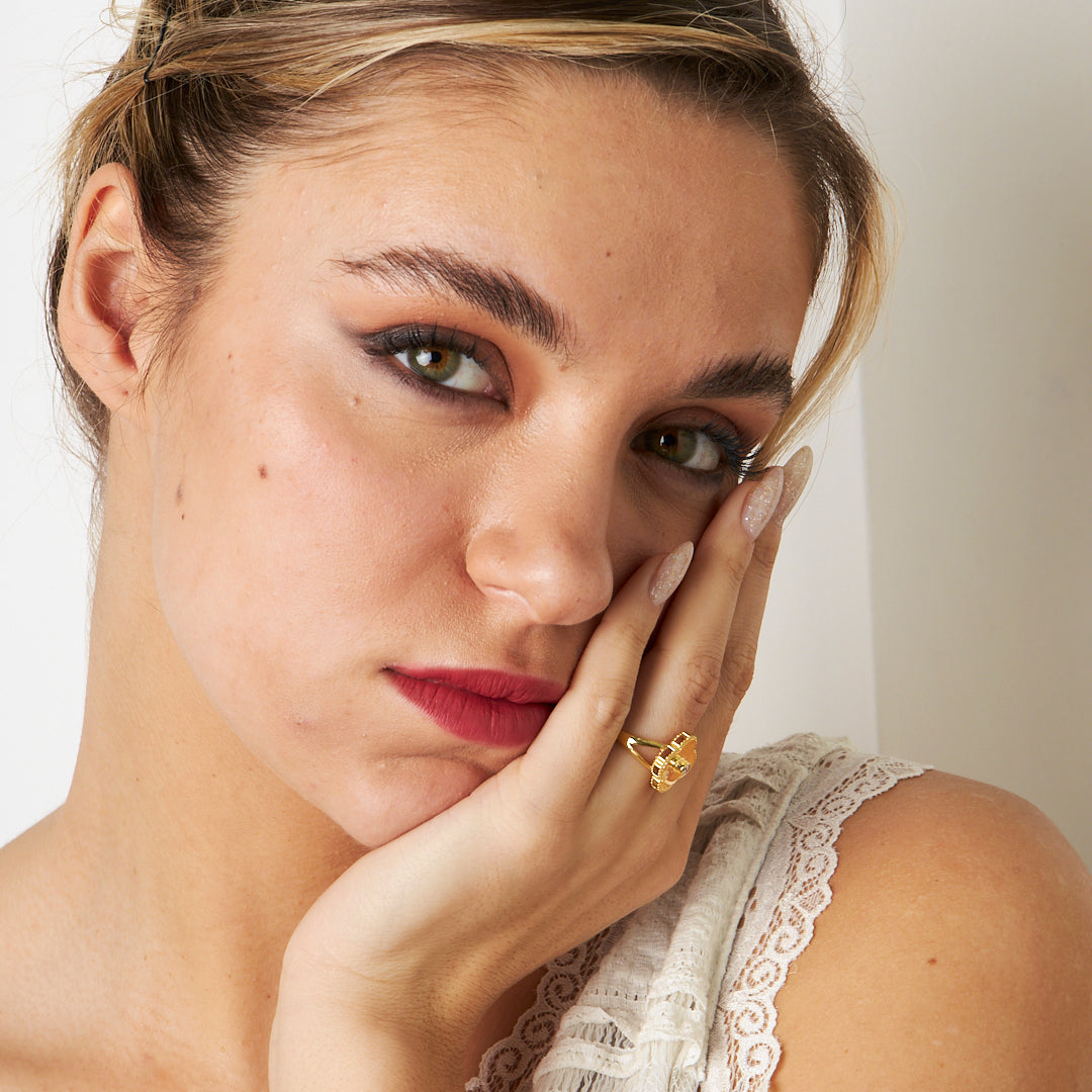 Large Single Stone Clover Ring - 925 SILVER