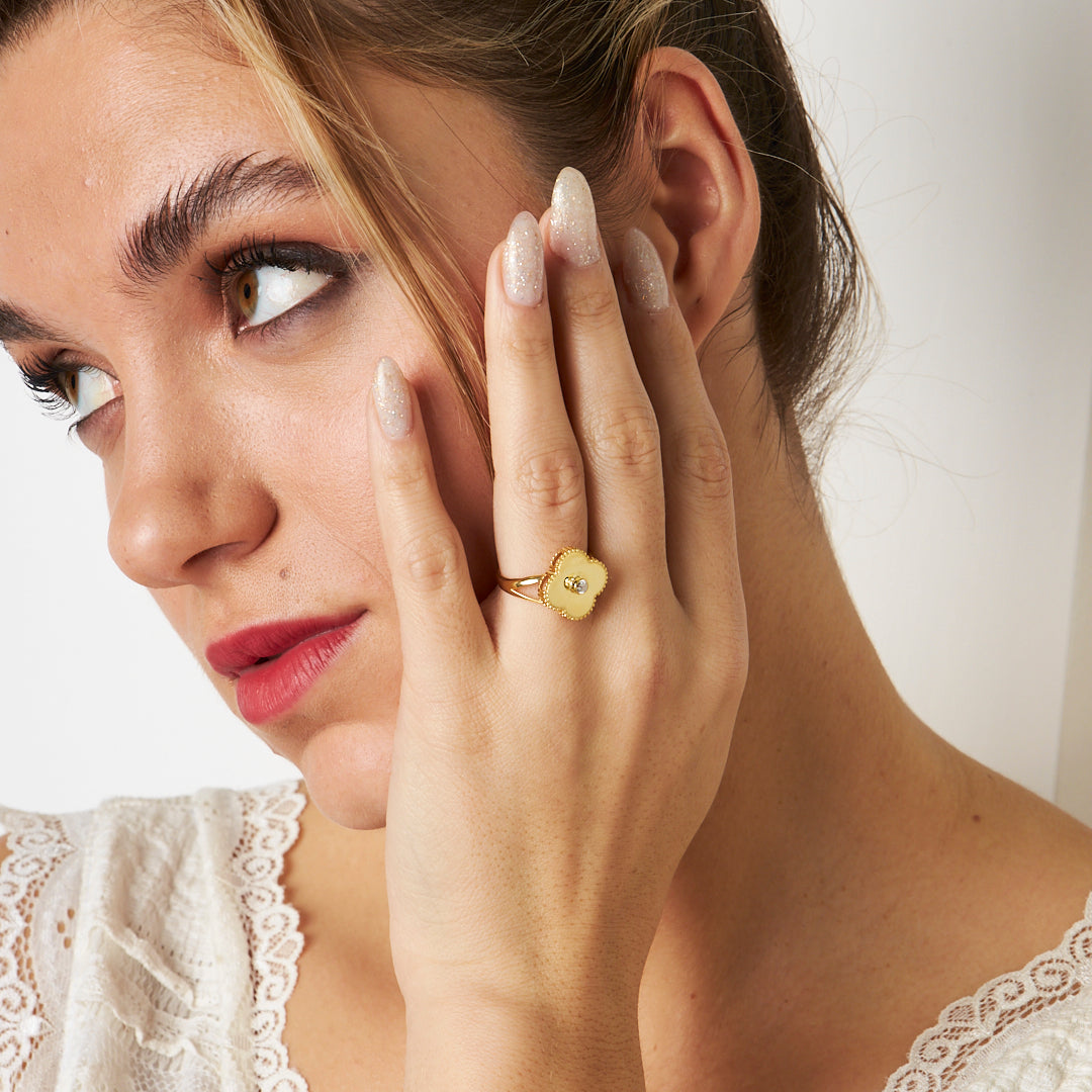 Large Single Stone Clover Ring - 925 SILVER