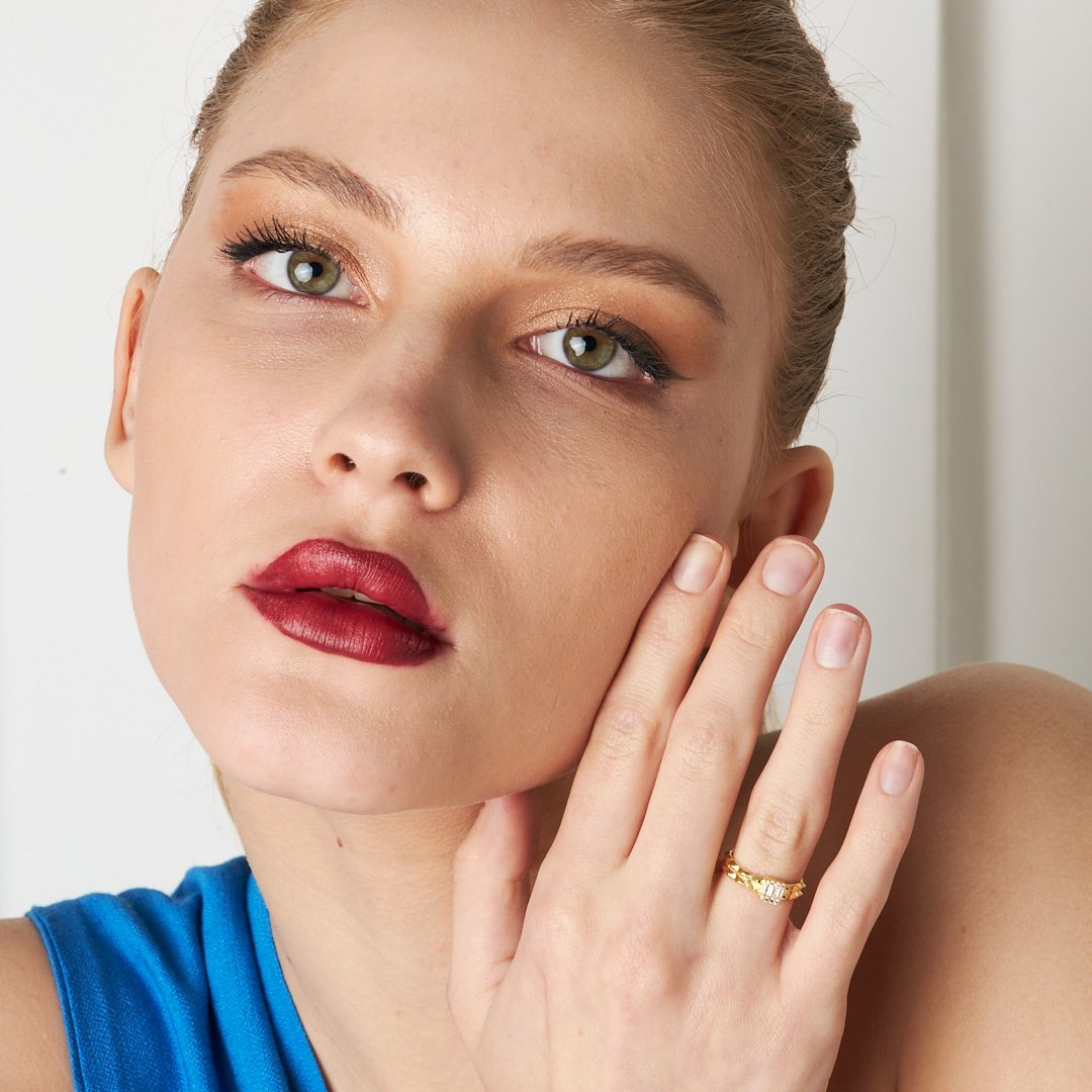 WELLEN DESIGN RING MIT STEINEN | 925 SILBER