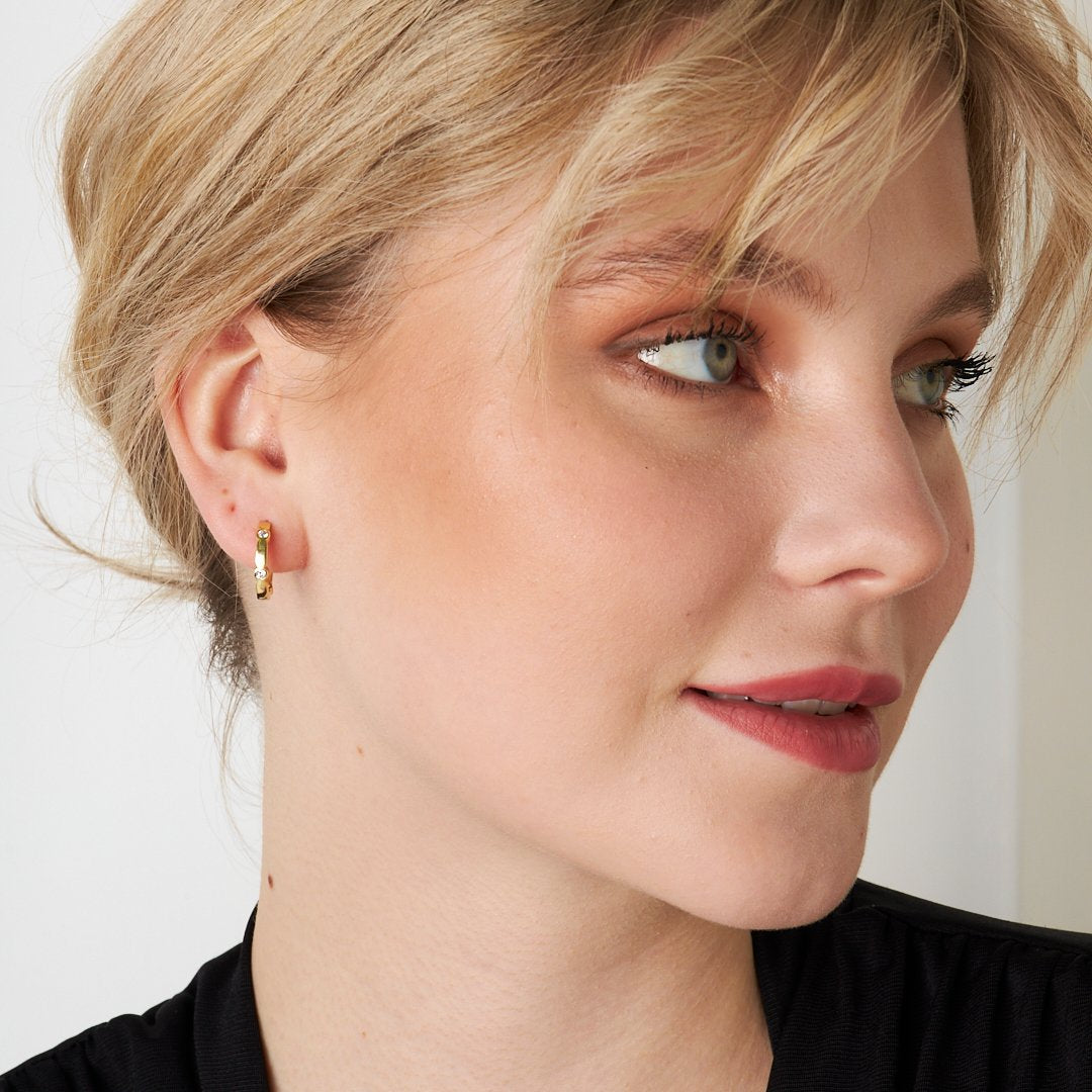 Stylish Hoop Earrings with Four Stones - 925 Silver