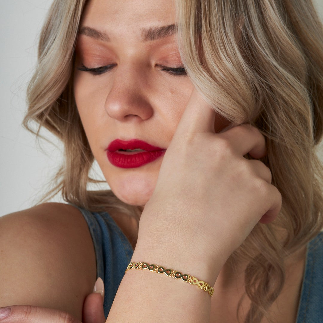 Infinite Row Bracelet - 925 SILVER