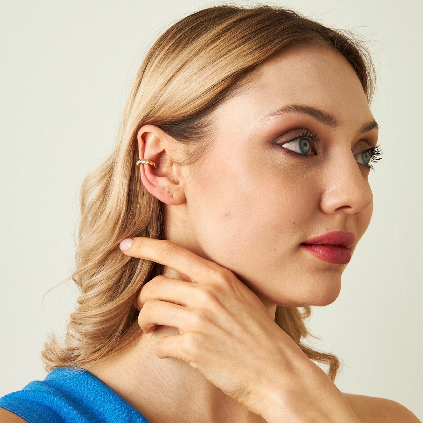 Aqua Stone Cartilage Earring Model 2 - 925 SILVER
