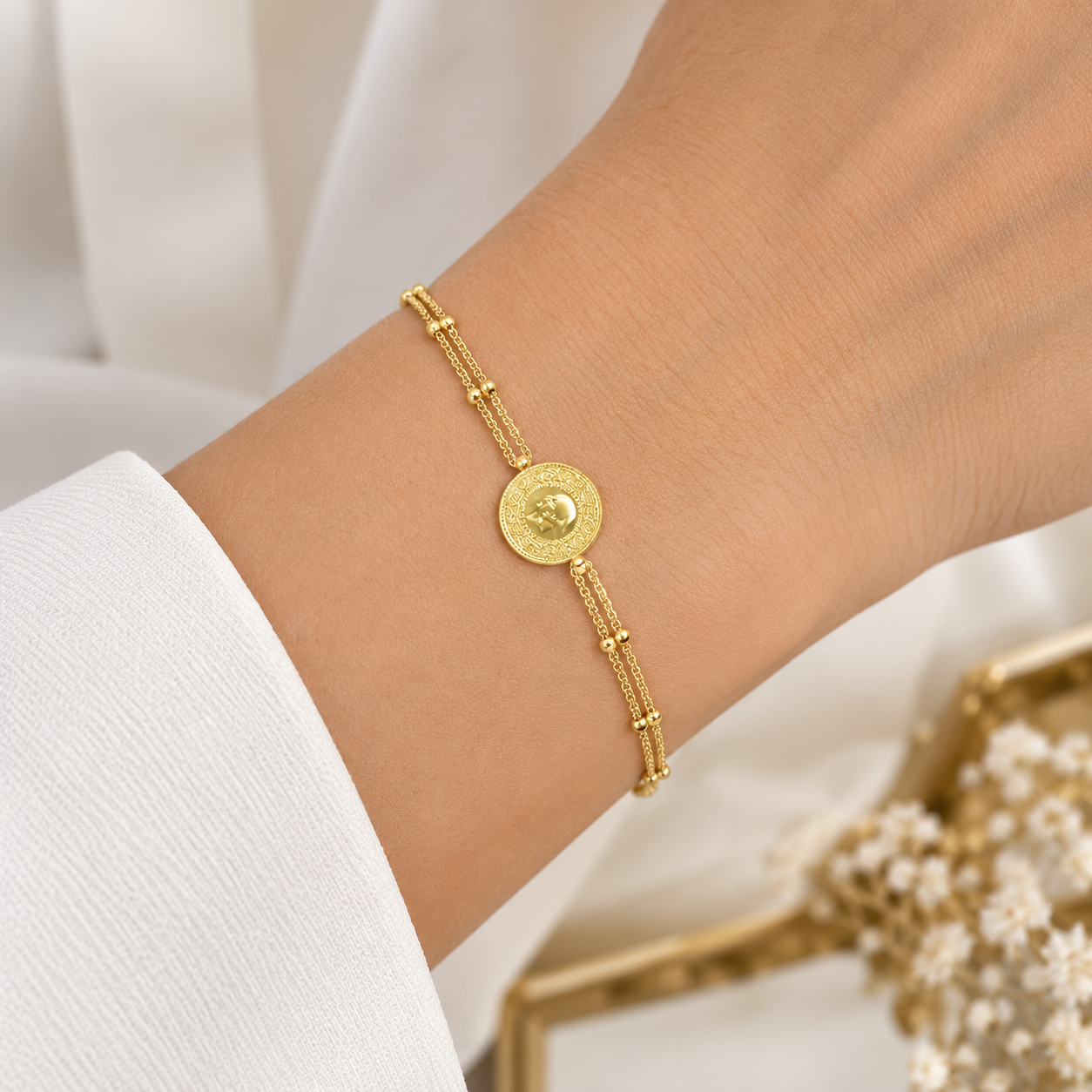 CEYREK DORIKA ARMBAND | 22K GOLD