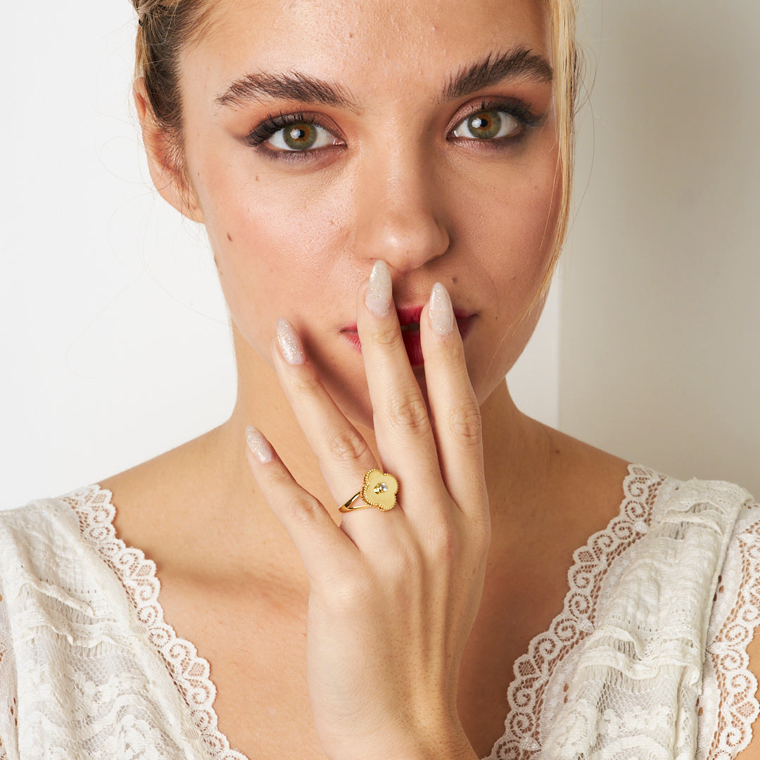 Large Single Stone Clover Ring - 925 SILVER