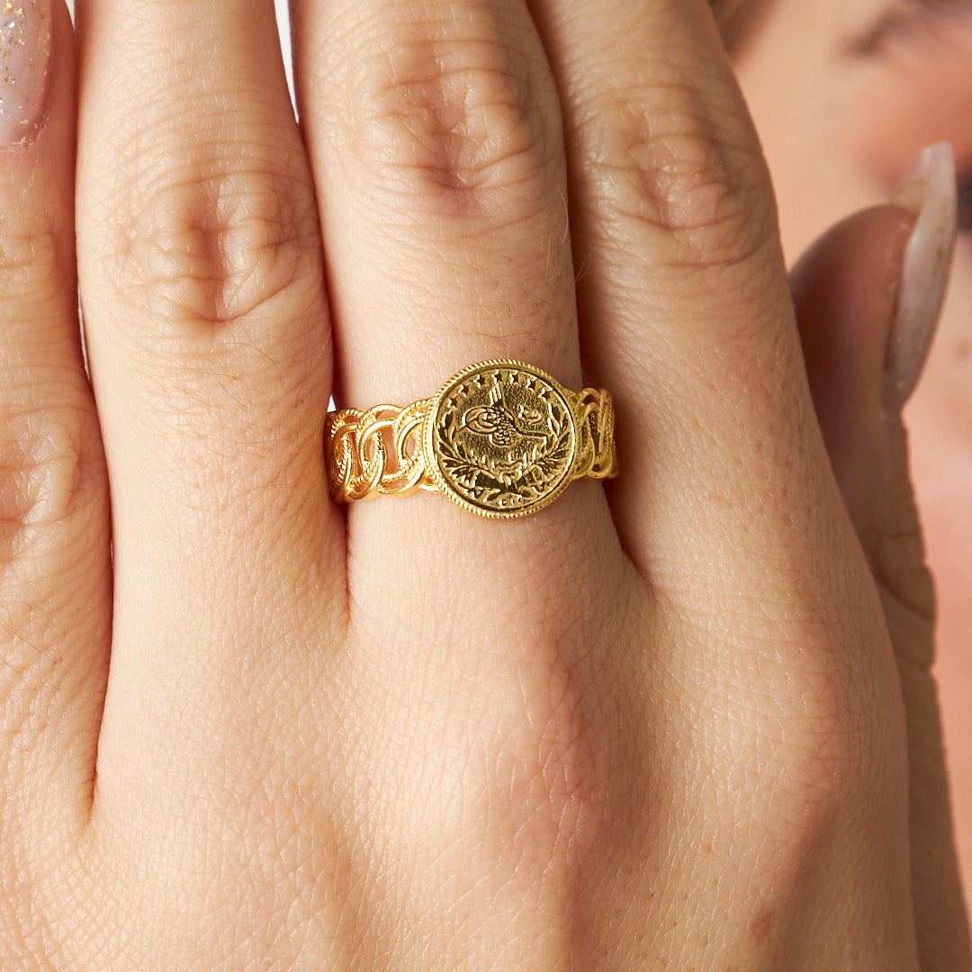 Monogrammed Twist Ring - 925 SILVER