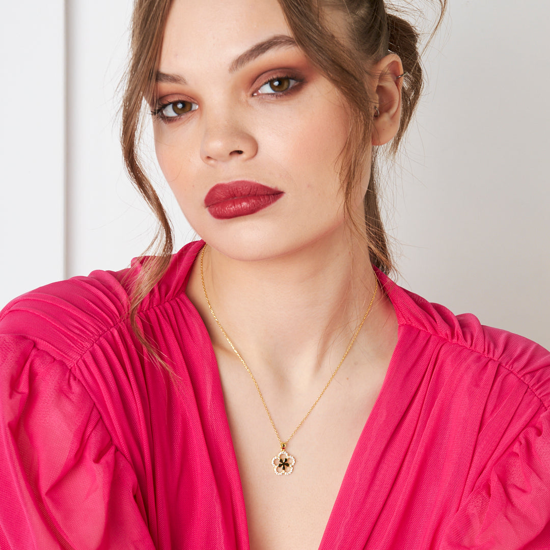 Flower-Looking Necklace - 925 SILVER