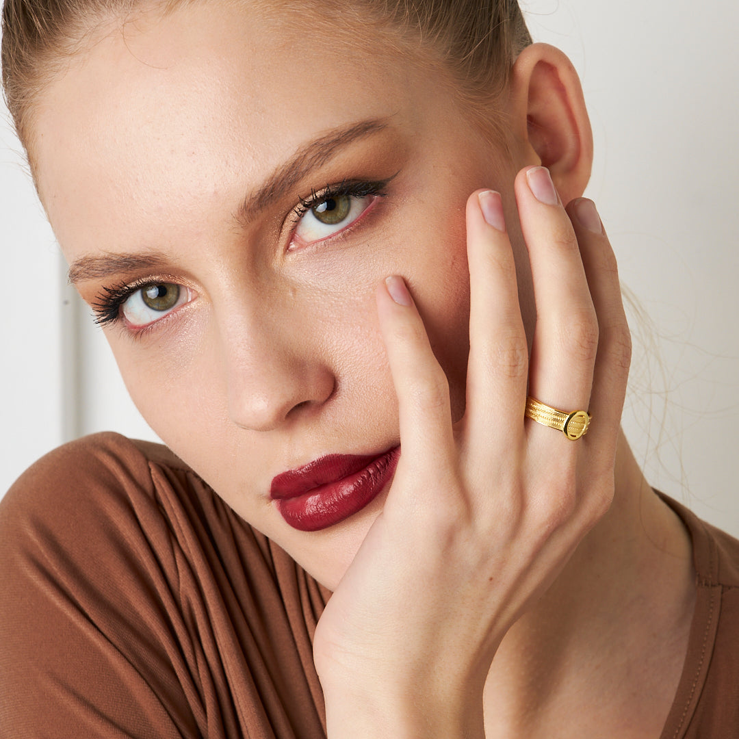 Oval Stone Knit Ring - 925 SILVER