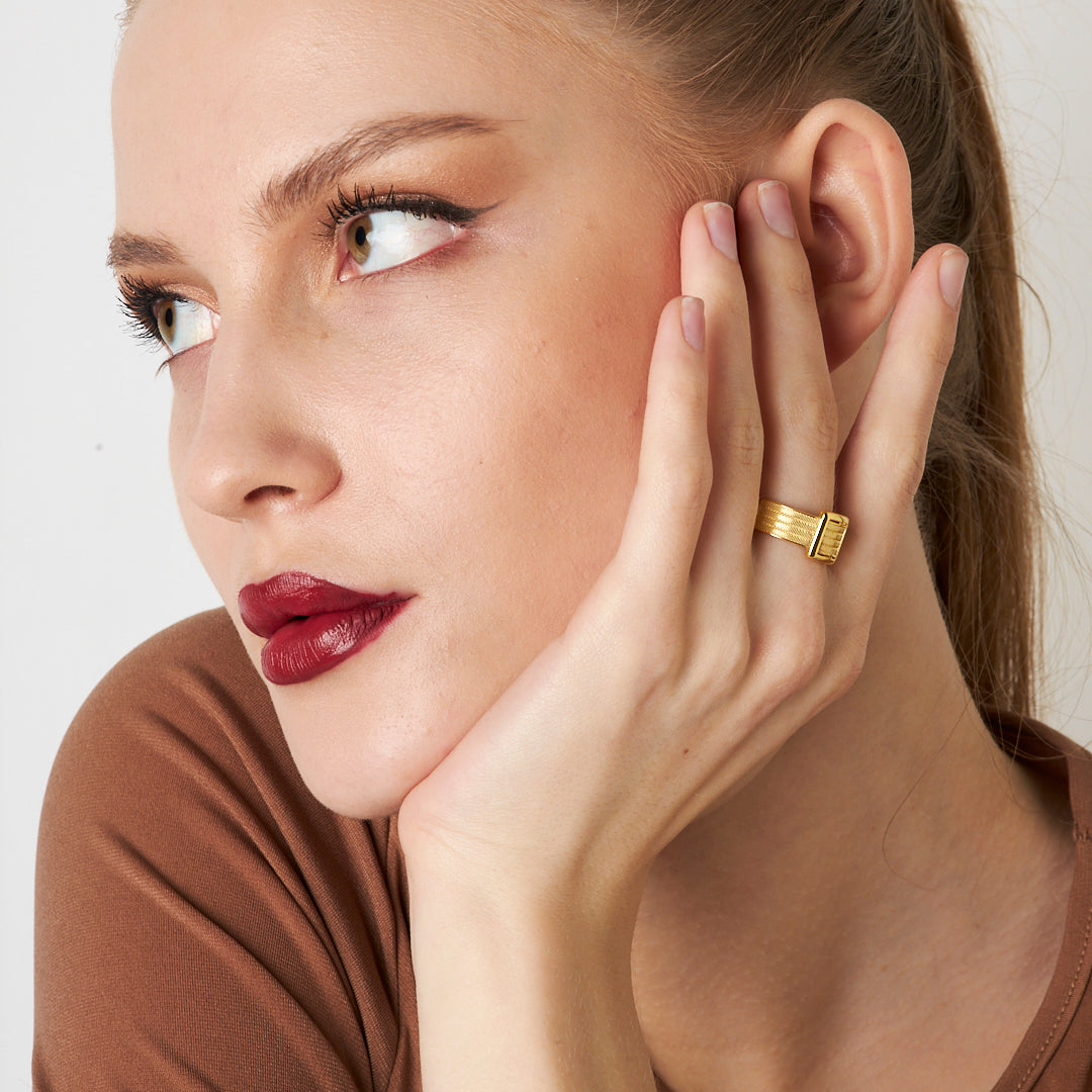 Classic Buckled Wicker Ring - 925 SILVER