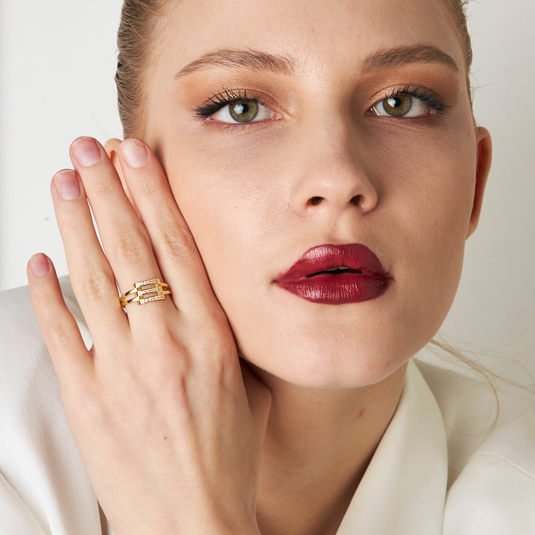 Triple Ribbed Ring with Row Stones - 925 SILVER