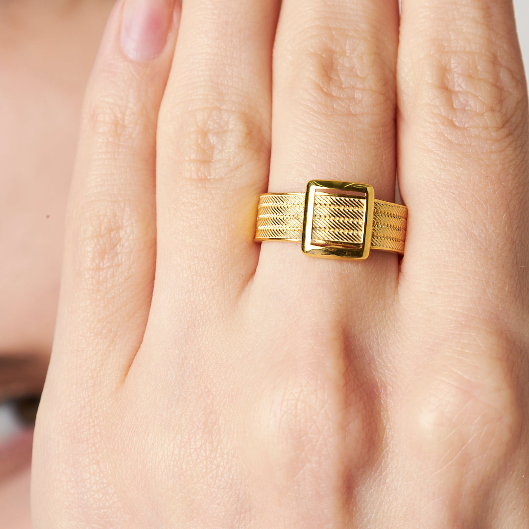 Classic Buckled Wicker Ring - 925 SILVER