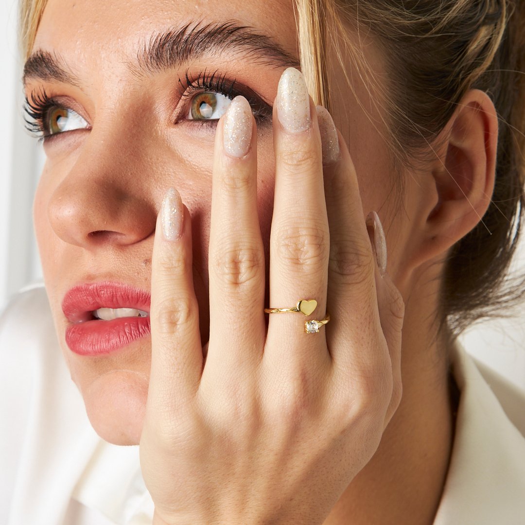 Solitaire Twisted Heart Ring - 925 SILVER