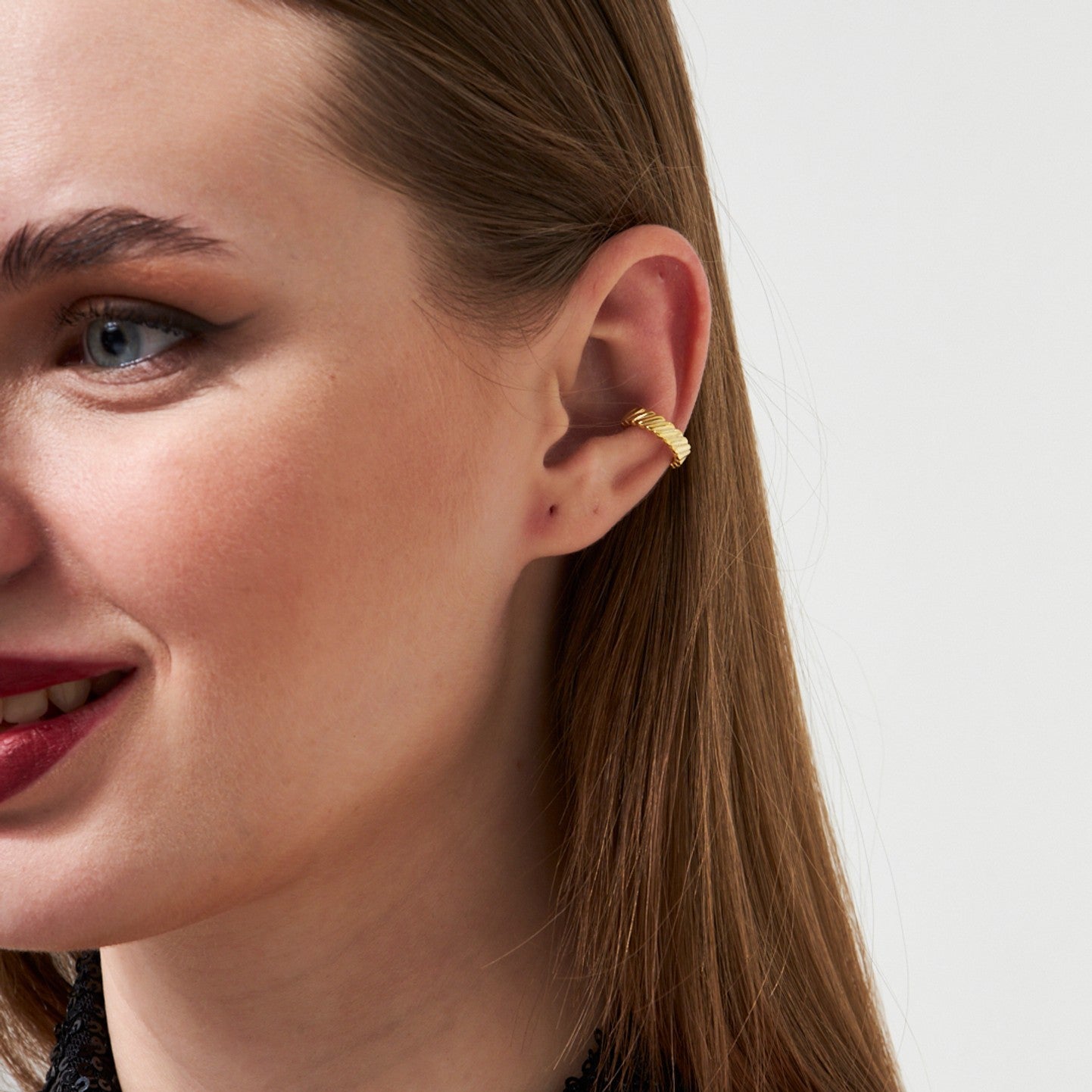 Rectangular Striped Cartilage Earring - 925 SILVER