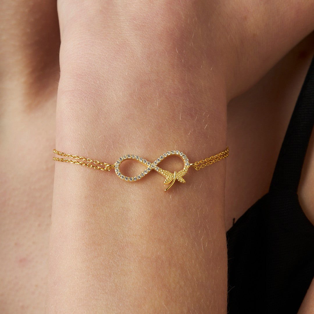 Infinity Bracelet with Dragonfly Detail - 925 SILVER