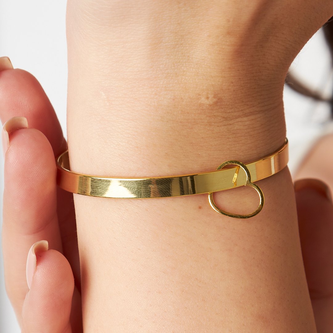 Swinging Heart Cuff Bracelet - 925 SILVER