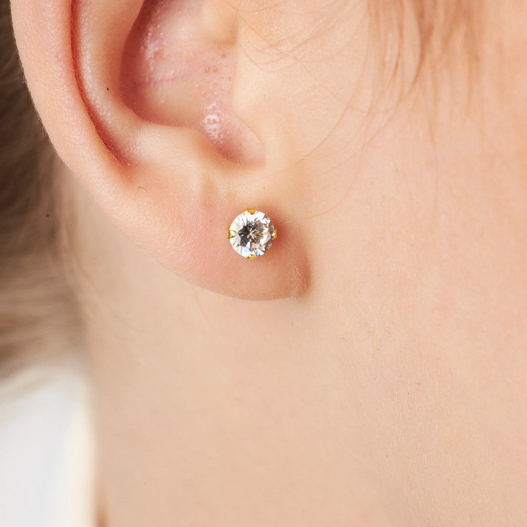 Solitaire Earring - 925 Silver