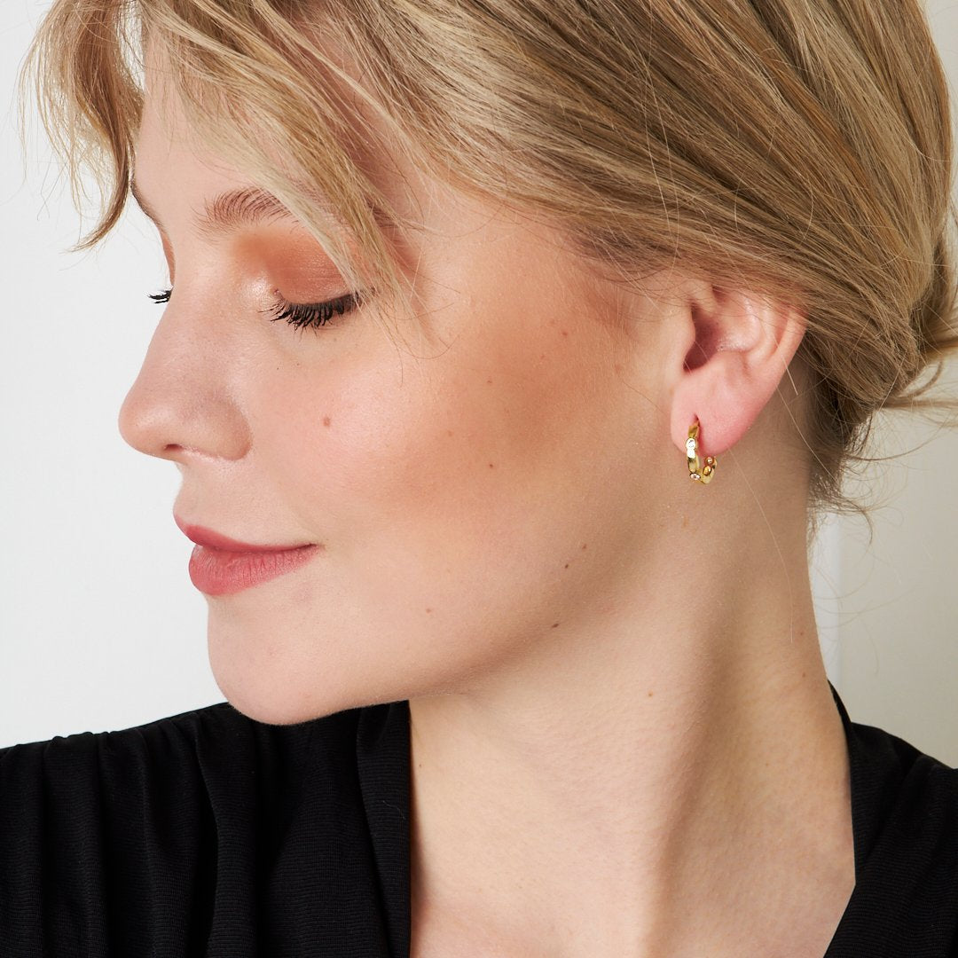 Stylish Hoop Earrings with Four Stones - 925 Silver