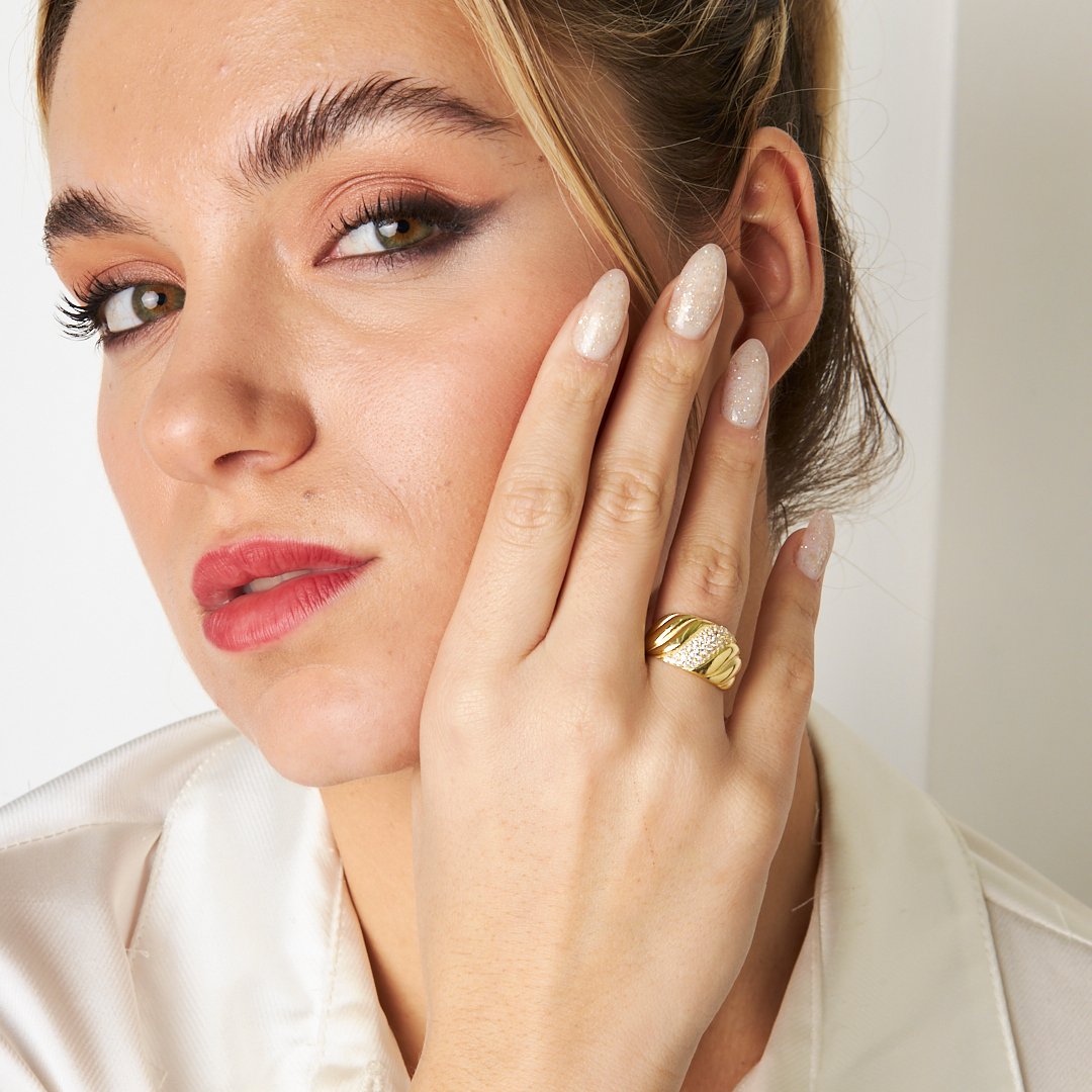 Curved Design and Stone Ring - 925 SILVER