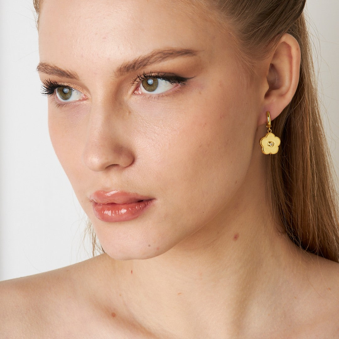 Stone Daisy Earrings - 925 SILVER