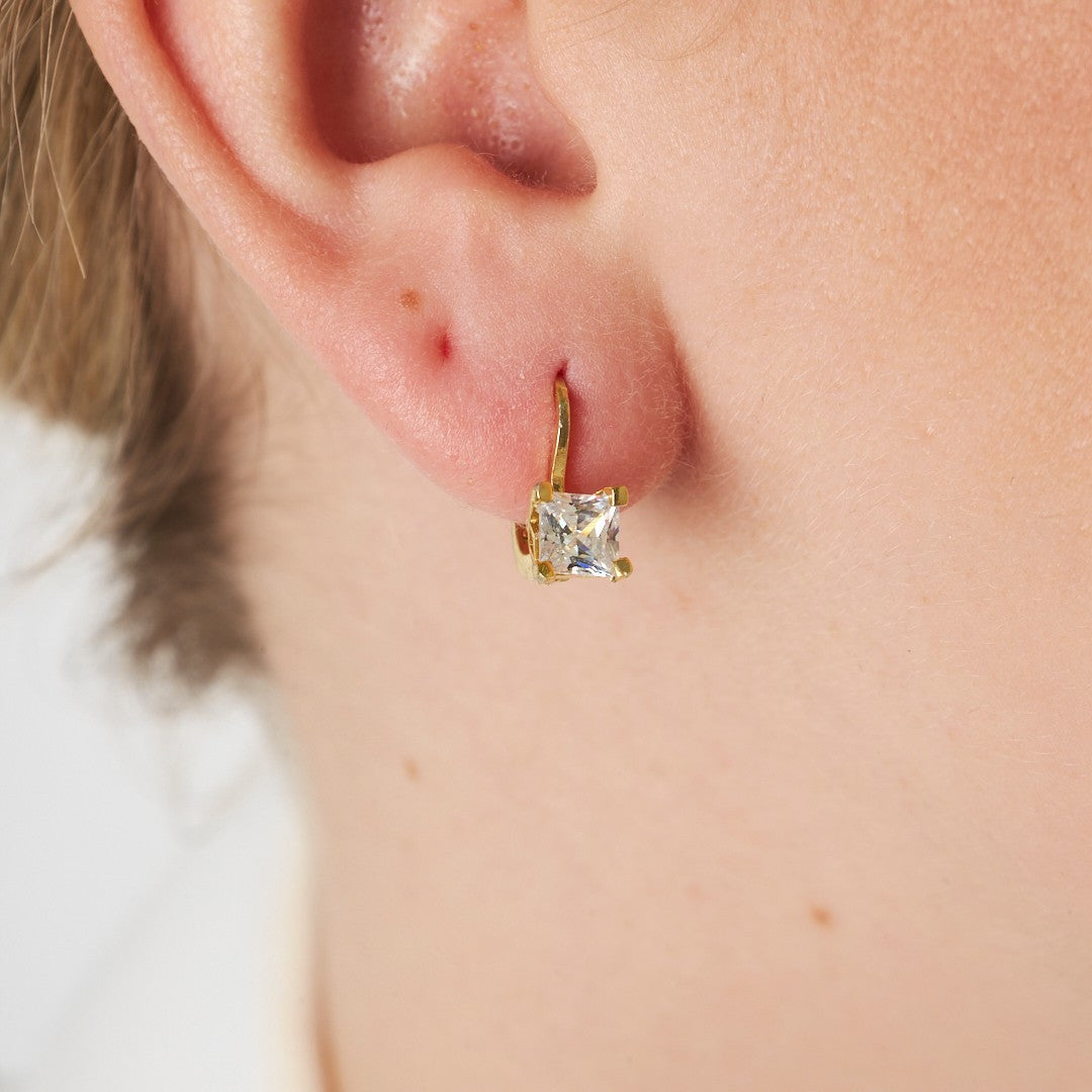 Sparkling Solitaire Earrings - 925 SILVER