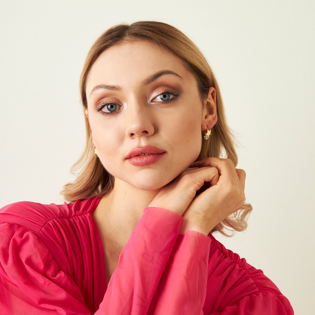 Single Stone Star Sparkling Earrings - 925 SILVER