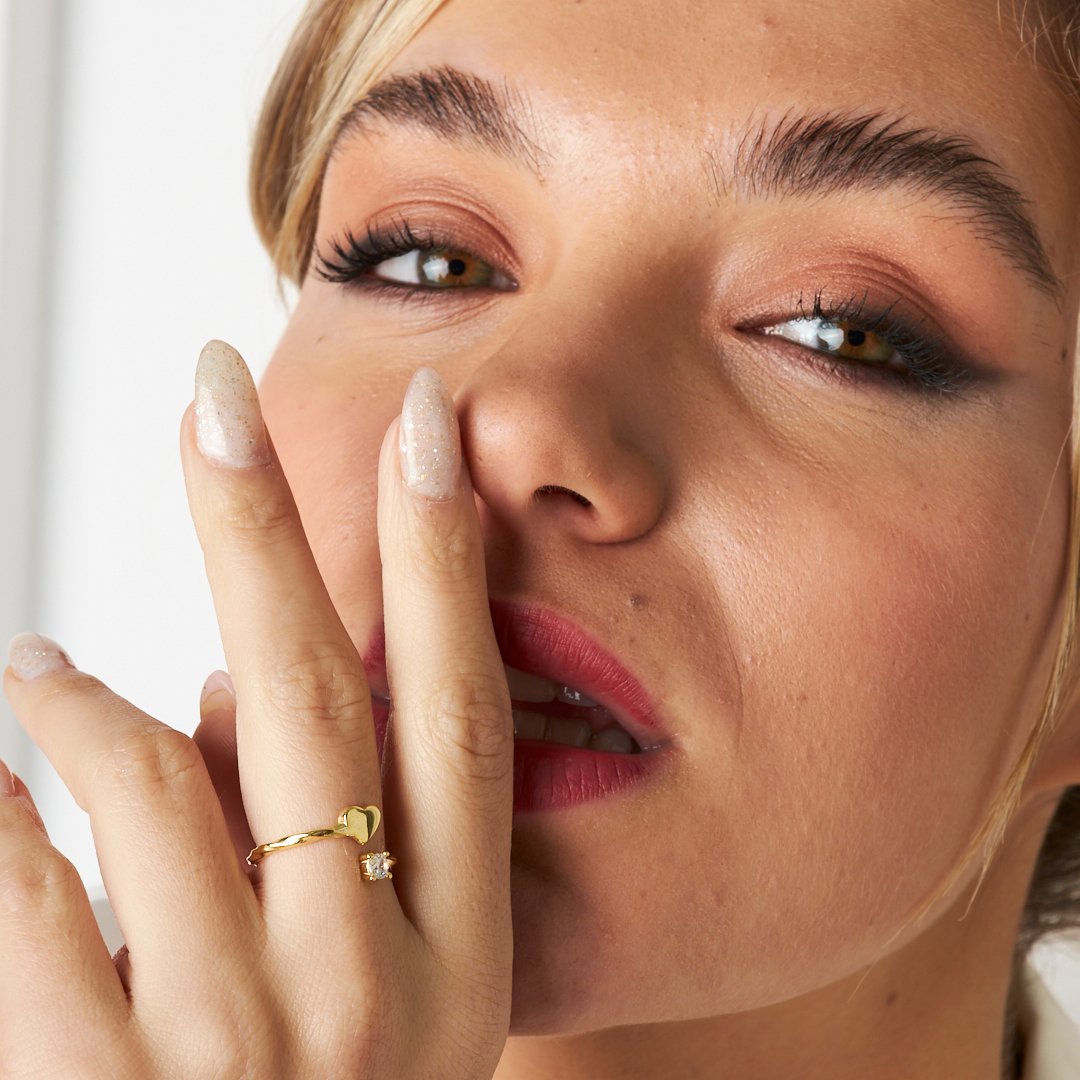 Solitaire Twisted Heart Ring - 925 SILVER