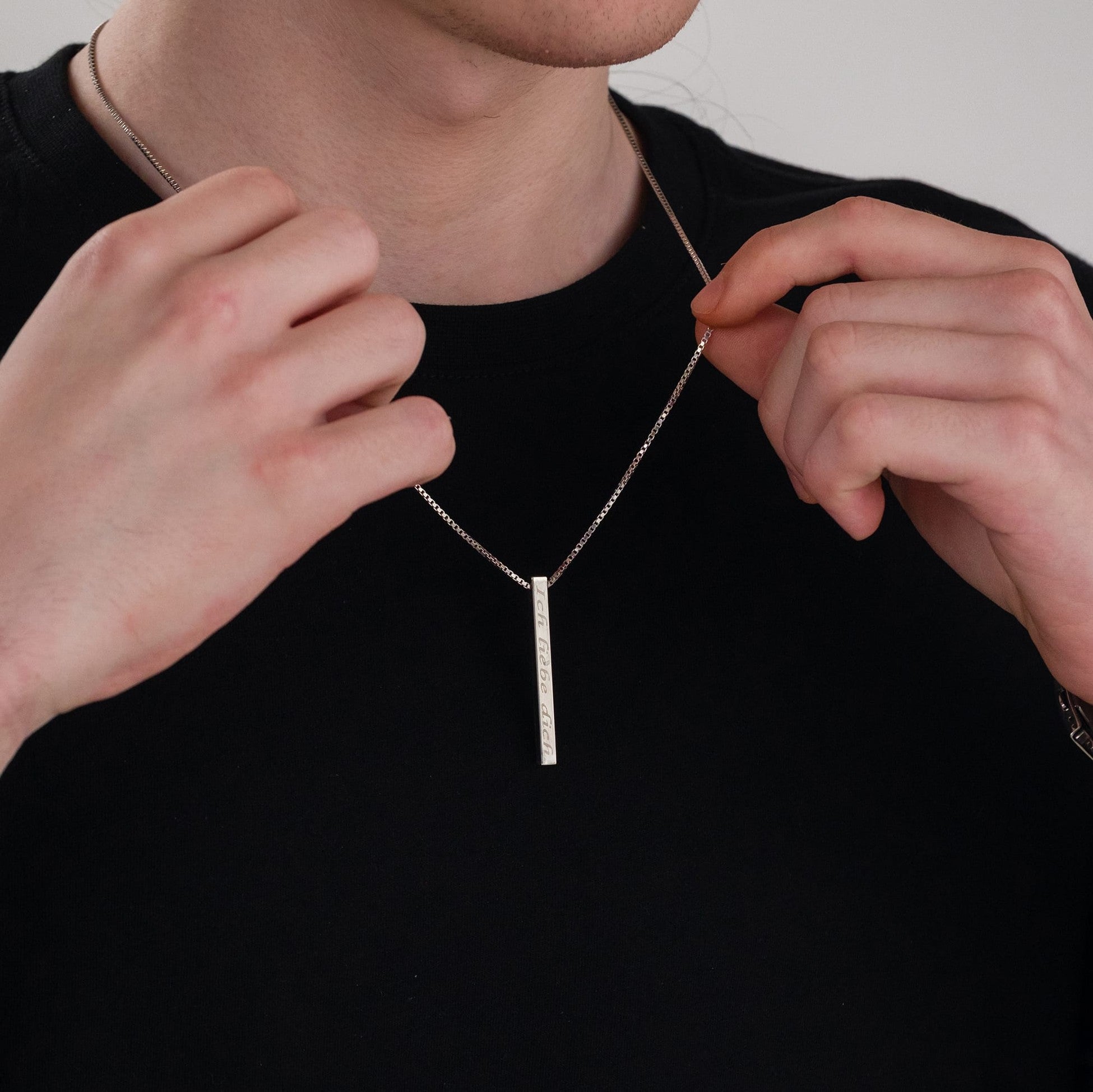 Rectangular bar necklace with name written - 925 SILVER