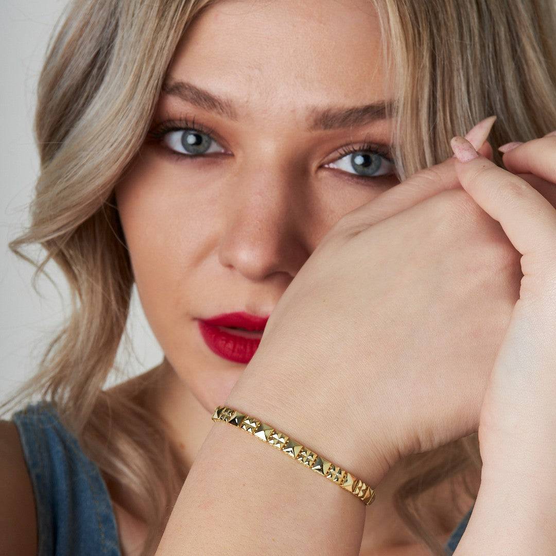 Shell Shaped Bracelet - 925 SILVER