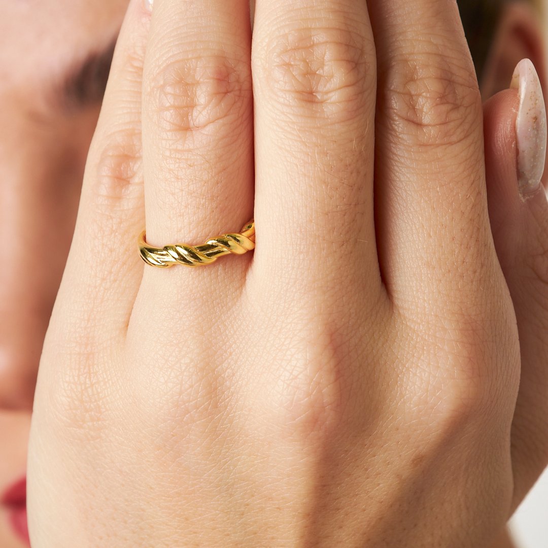 String Ring - 925 SILVER