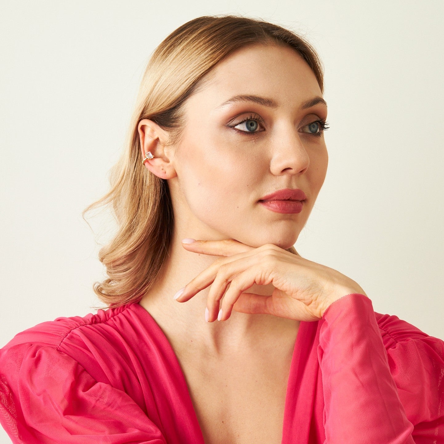 Single Stone Cartilage Earring - 925 SILVER