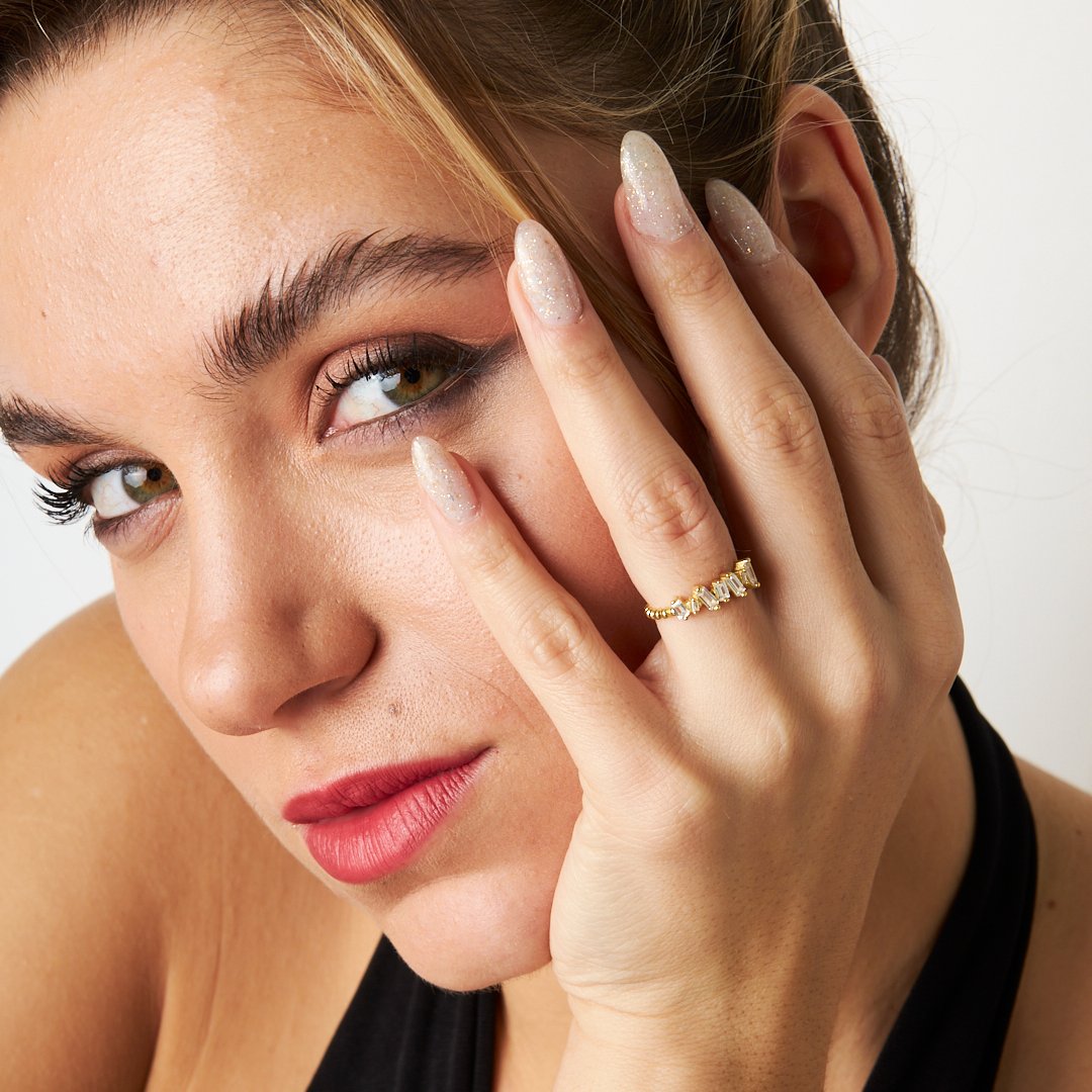 Elegant Baguette Diamond Ring - 925 SILVER