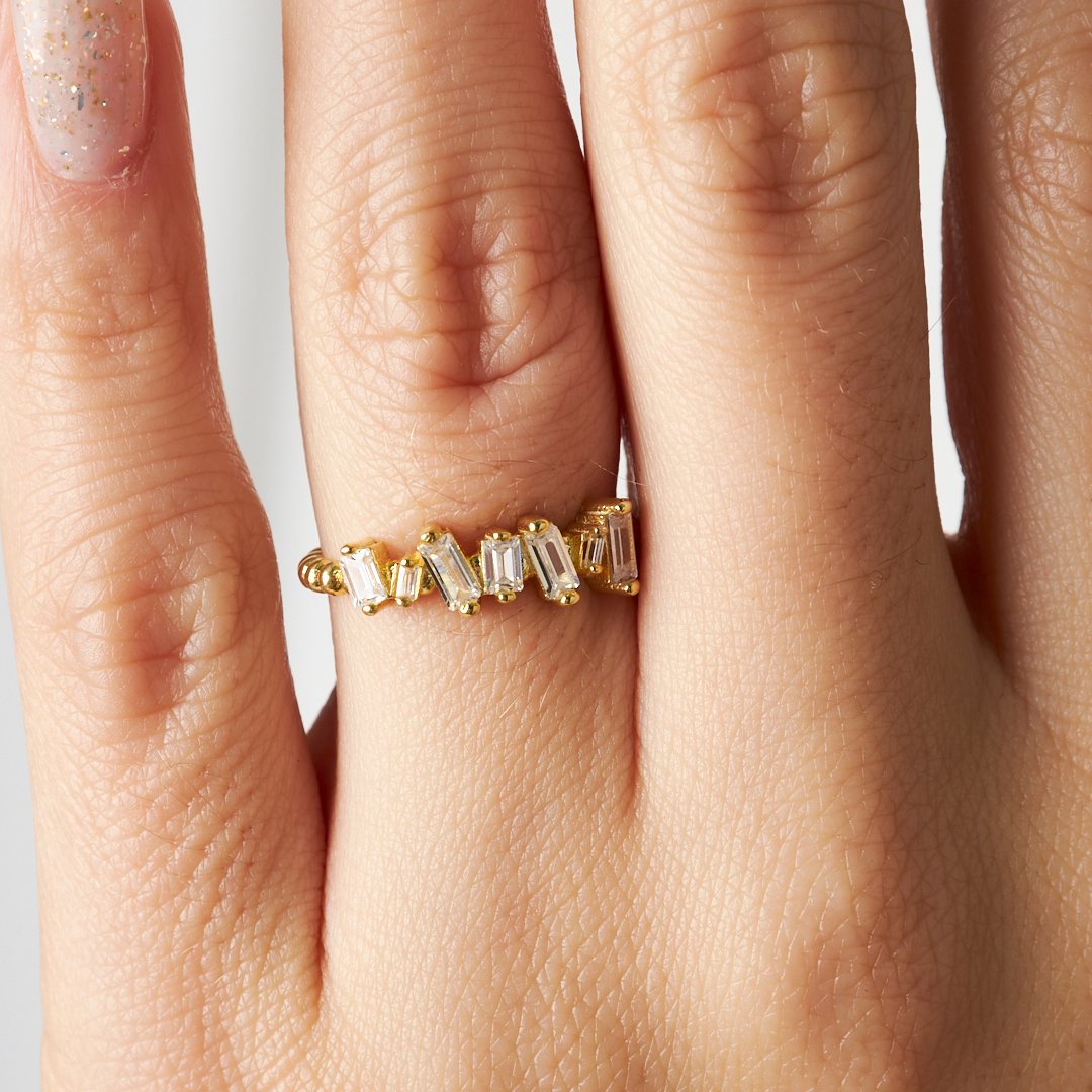 Elegant Baguette Diamond Ring - 925 SILVER
