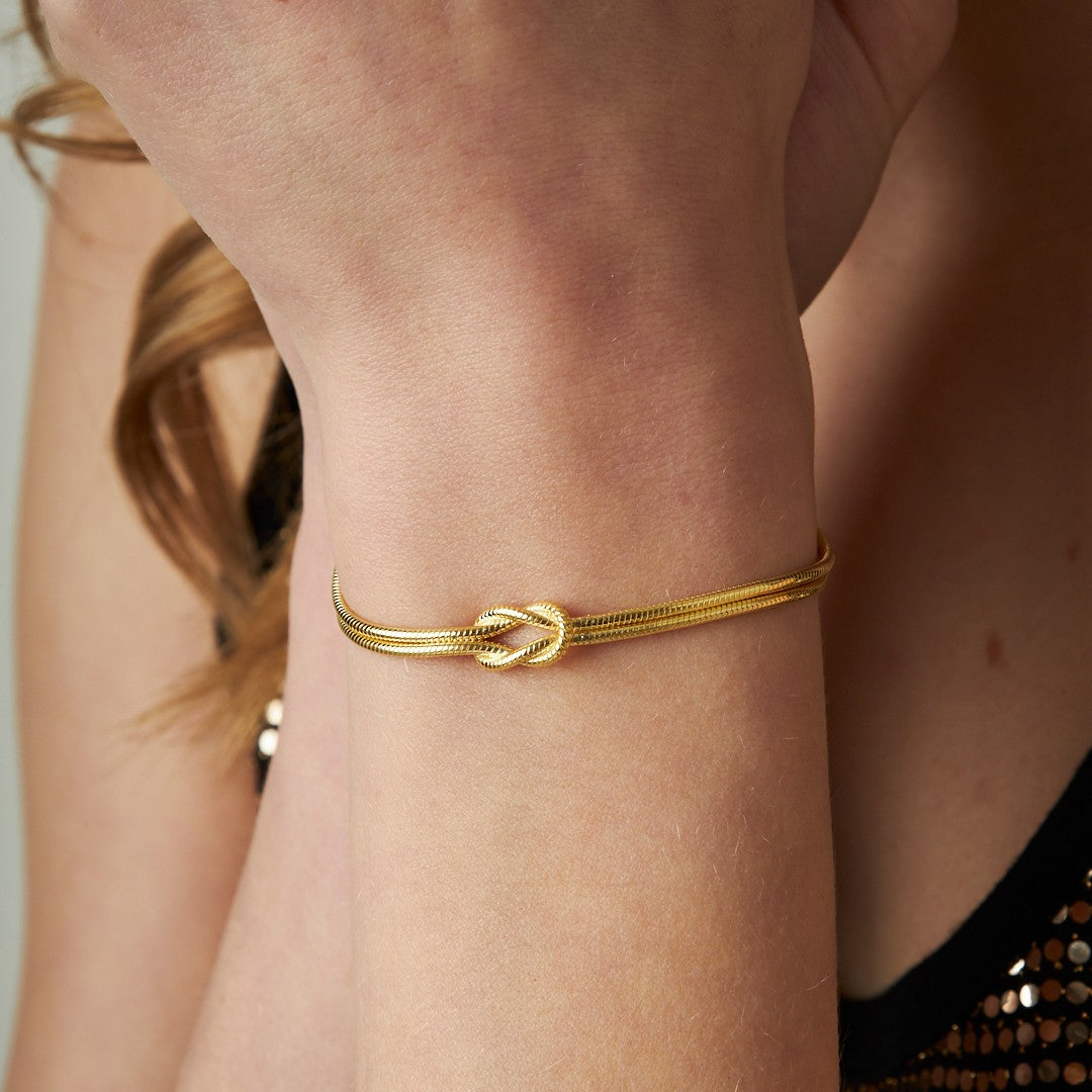Knot Bracelet - 925 SILVER