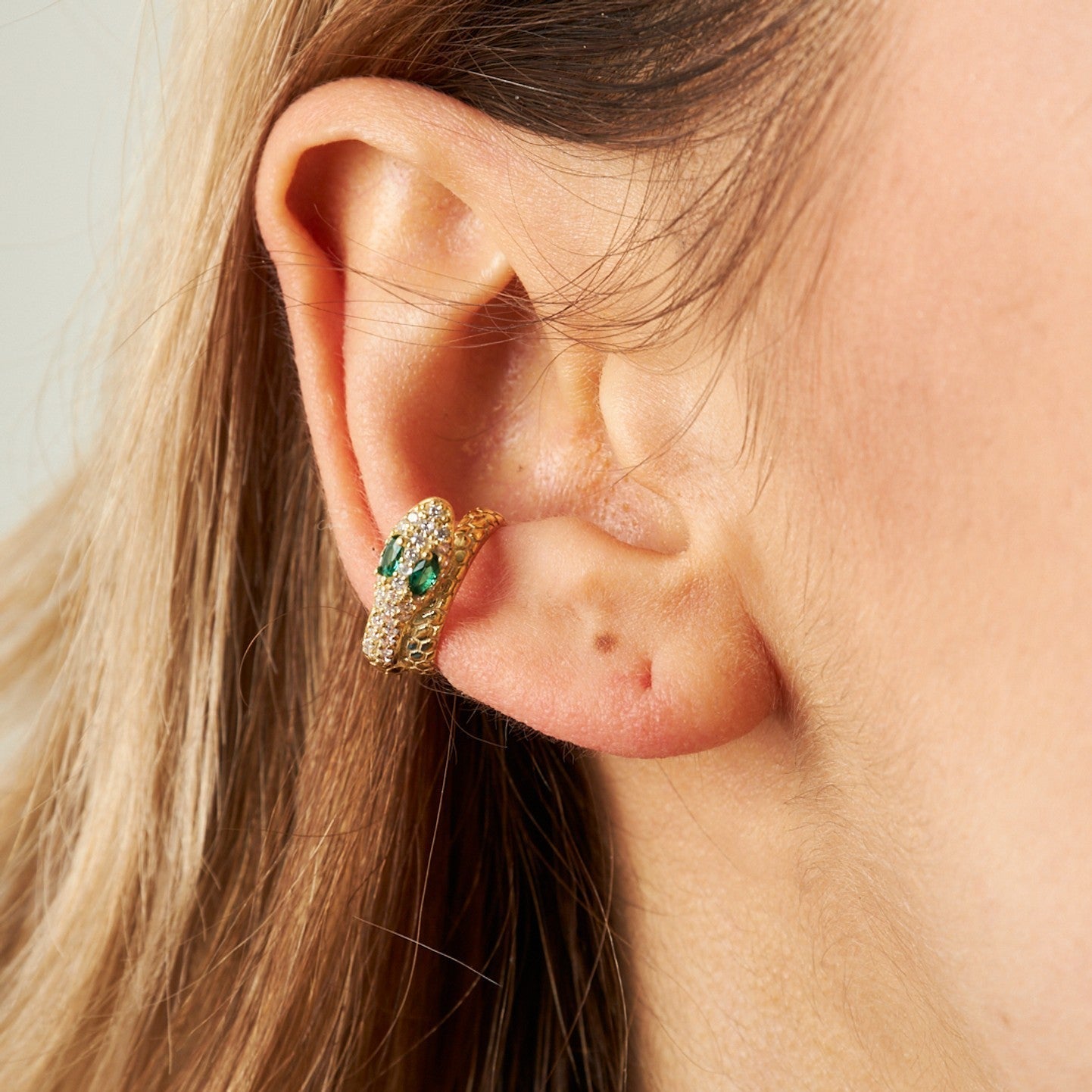 Green Eyed Snake Cartilage Earrings - 925 Silver