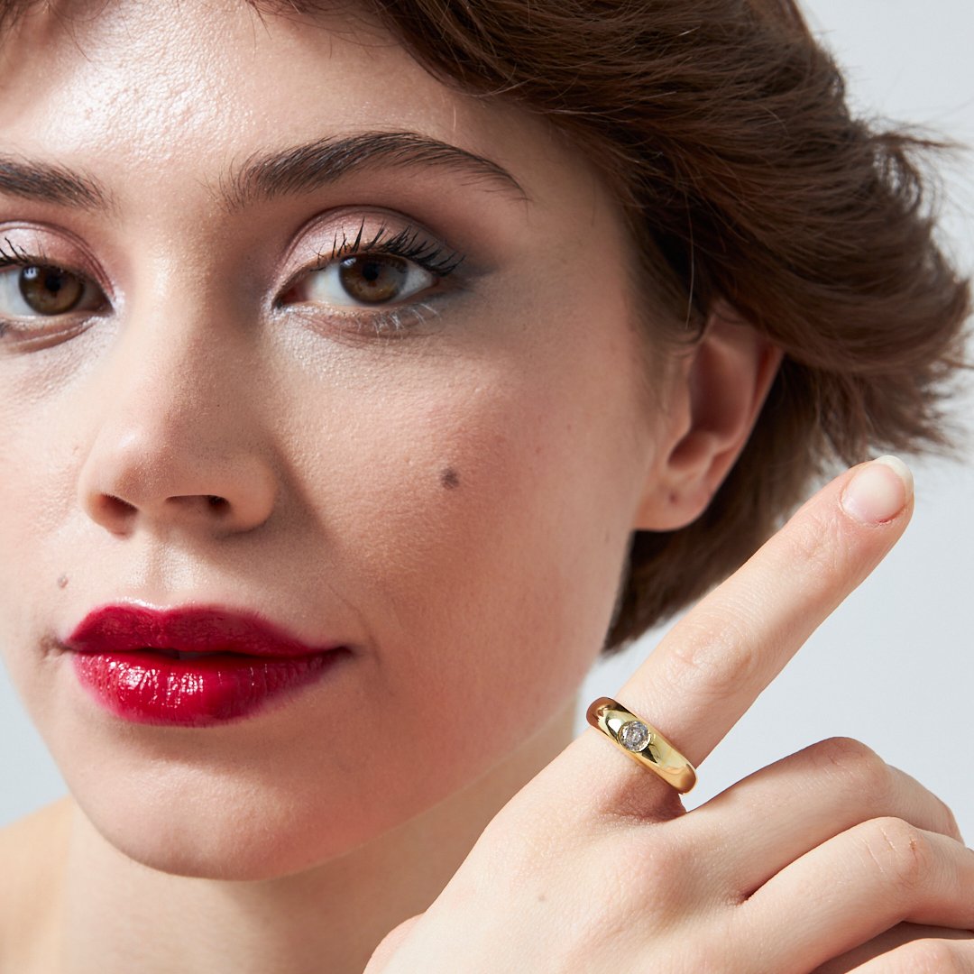 Single Stone Bombe Ring - 925 SILVER