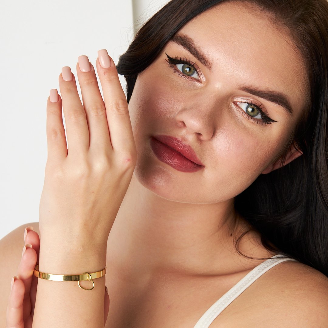 Swinging Heart Cuff Bracelet - 925 SILVER