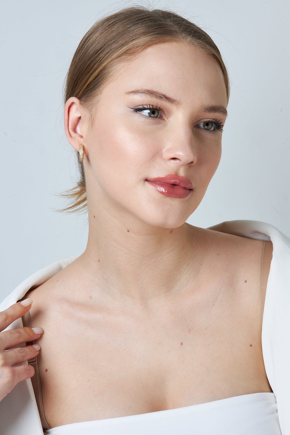 Circle White Hoop Earrings - 925 SILVER